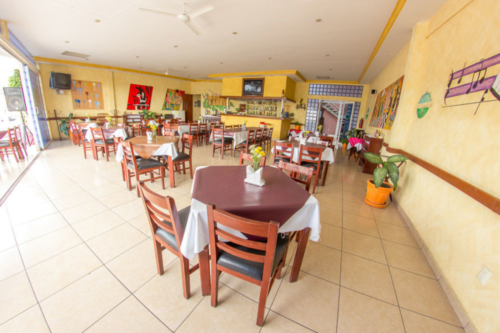 Hotel Los Sauces Oaxtepec Exterior photo
